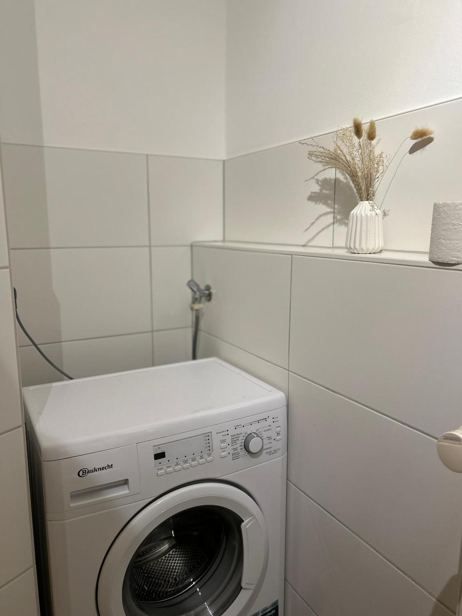 Gemuetliches Altstadtapartment Mit Balkon Und Smart Tv Erfurt Ngoại thất bức ảnh
